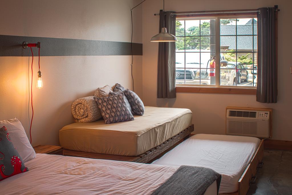 Ashore Hotel Seaside Habitación foto